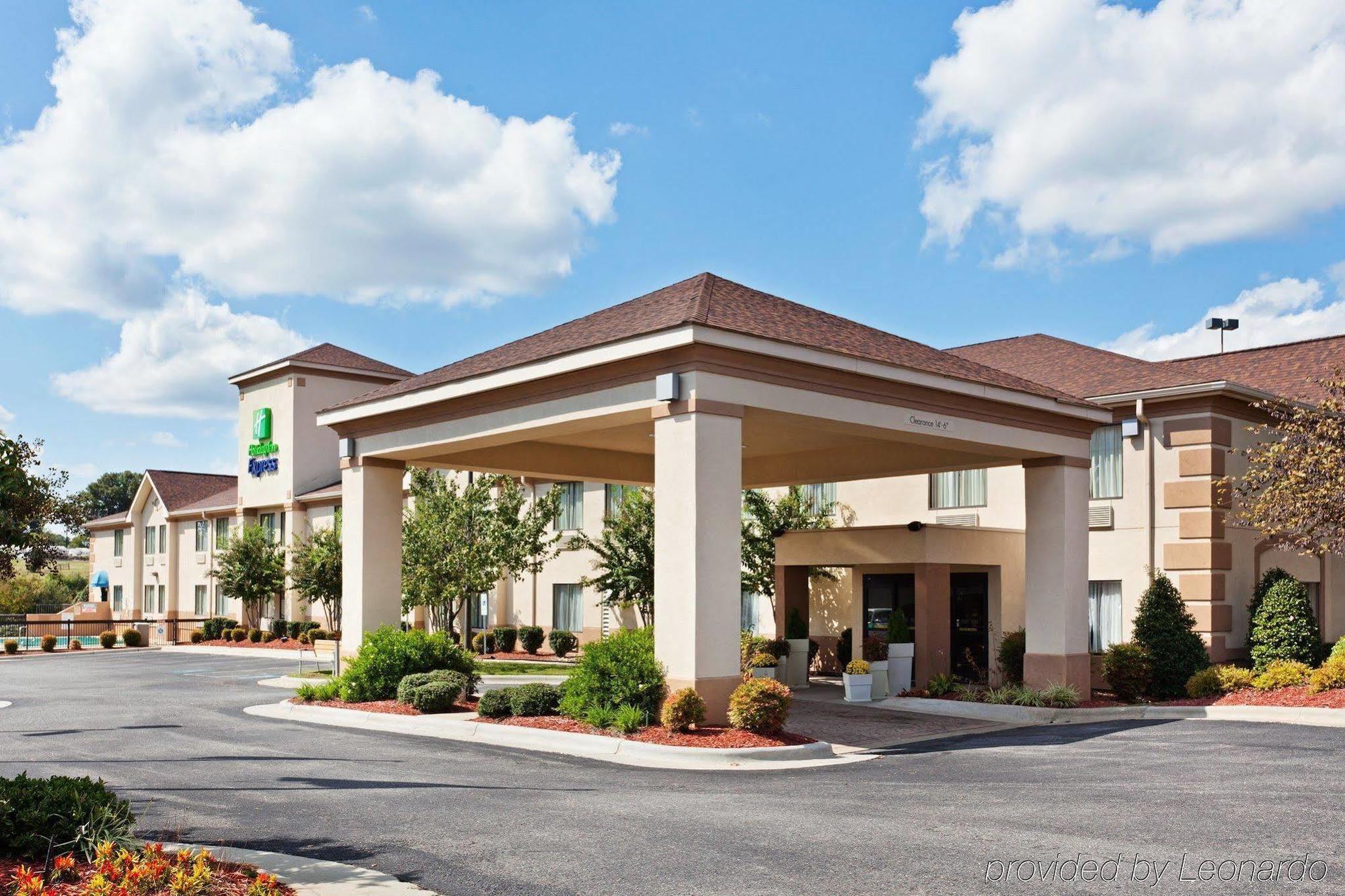 Country Inn & Suites By Radisson, Shelby, Nc Buitenkant foto